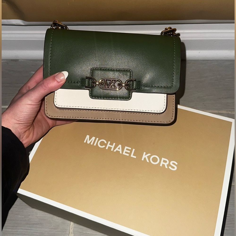 Michael Kors Crossbody Purse